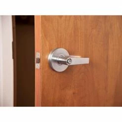Global Door Controls Eiffel Series Standard Duty Brushed Chrome Commercial Cylindrical Privacy Bed/Bath Door Handle with Lock and Clutch -Global Door Controls Shop global door controls privacy door handles gal 1140l r 626 44 1000